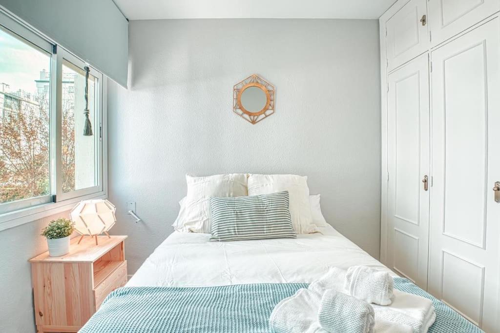 Apartamento New Folch Sevilla B Екстериор снимка